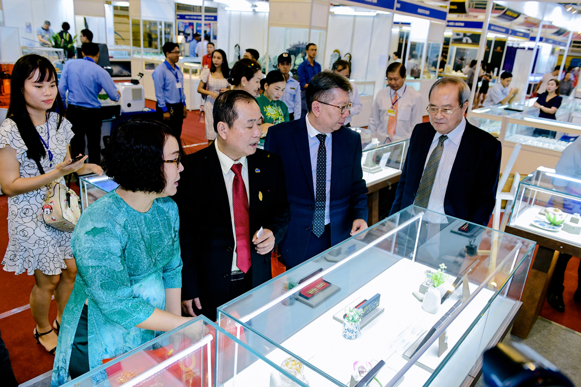 Vietnam Jewelry Fair SJC
